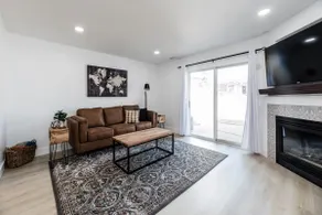 Vibrant & Fresh Remodel - Close to everything! - Image 3