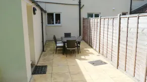 Bassett House with 3 bedrooms, fast Wi-Fi and off road parking - Image 3