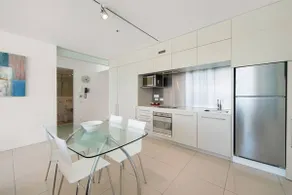 Beachfront Views Broadbeach, Air On Broadbeach - Image 5