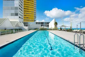 Beachfront Views Broadbeach, Air On Broadbeach - Image 2