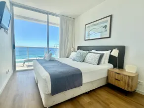 Beachfront Views Broadbeach, Air On Broadbeach - Image 4