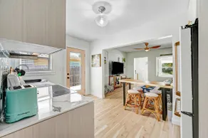Cozy Beach Bungalow Steps from Flagler Ave - Image 2