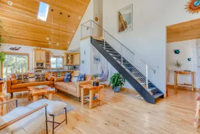 Ocean View. Gated. High End. Hot Tub. Game Room. - Image 4