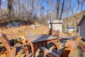 Stoney Creek Cottage: Waterfront Hot Tub, Fire Pit - Image 3