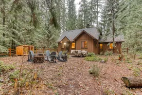 Charming, riverfront cabin with fireplace - dog-fr - Image 4