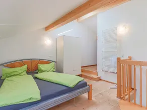 Vacation rental with balcony in front of the - Image 4