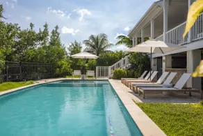 Evershore House -Pool, Parking, Dock! - Image 2