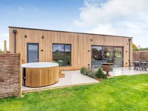 Buttercup Lodge - UK36655 - Image 2