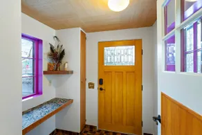 The Fireweed House - Historic Custom Mural Home - Image 4