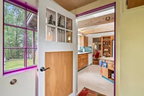 The Fireweed House - Historic Custom Mural Home - Image 5