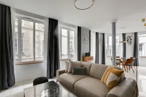 Palais Royal - Luxurious 65 m² - With services - Image 5