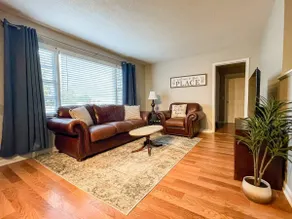 3 BR Near Tennis Center~Golf~Berry~Shorter - Image 5