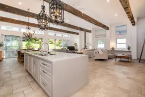 Chateau Rouge - Provincial Home Red Hill - Image 3