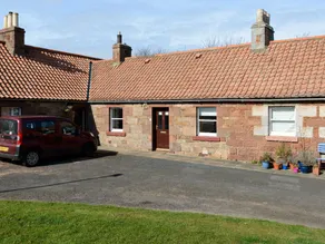 Charming Cottage in North Berwick with Sea Views - Image 2