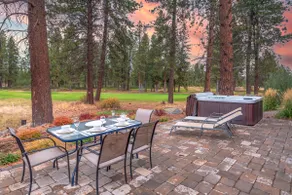 Private Hot Tub ~ Luxury Home ~ Close to Bachelor~ Golf ~ Dog Friendly - Image 3