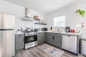 Modern 3BR w/ King Beds Near LA Perfect for Family - Image 3