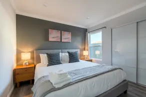 Fresh & Intimate 1BR + King bed Perfect for Couple - Image 2