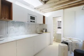 Superbe appartement Place des Vosges Le Marais - Image 4