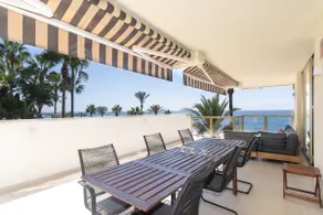 Appartement entièrement équipé avec piscine, terrasse et internet haut débit | Vue mer | Plage à proximité | Adapté au travail à distance - Image 4