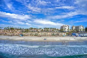 Beachfront Luxury Condo 2BR Sleeps 6 Sunset Views - Image 4