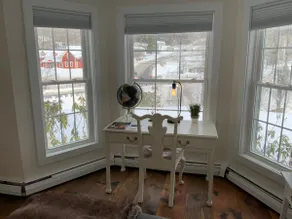 Luxury King Cottage, 2 twin beds in loft, fireplace, private entrance - Image 4