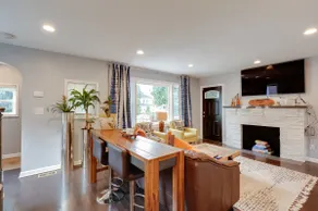 Charming Baltimore Getaway 5 Miles to Downtown - Image 4