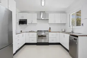 Aaruna Beach House - Image 3
