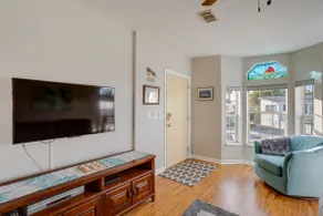 Nettles Island Jensen Beach Home: Walk to Ocean! - Image 4