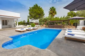 Villa near Ibiza Town Sleeps 10 - Image 5