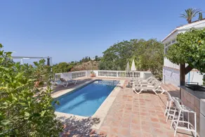 Beautiful House - Image 2
