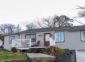 Hilltop Hideout — A Peaceful Retreat in the Foothills of the Smoky Mountains - Image 2