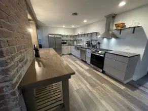 Riverside Loft with Huge Deck on GAP Trail - Image 4