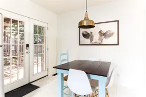 Has Power—A perfect home away from home - Image 5