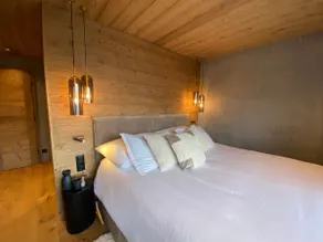 Chalet 7 Luxury Chalet with Cinema room - Image 3