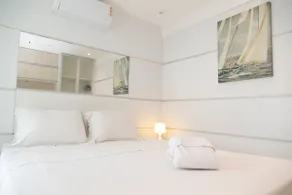 1-bedroom apartment with a terrace, sea view and coffee - Image 5