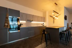 Detroit: WELCOME to this industrial-style apartment. Walking in, you'll find yourself in Charlie Chaplin's ”Modern Times” - Image 4