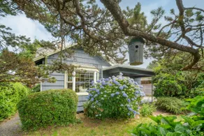 Beach Pines Bungalow by AvantStay - Image 2