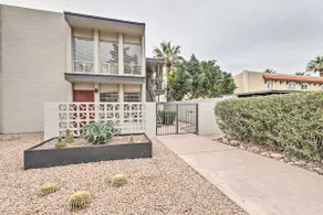 Walk to Fashion Square! Snowbird Condo w/ Pool - Image 3