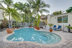 Ft Lauderdale Family Home w/ Studio Cabana & Pool - Image 3