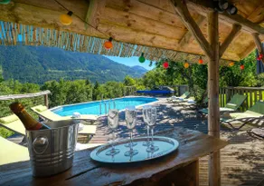 Farmhouse 15p - hot tub and pool - Image 2