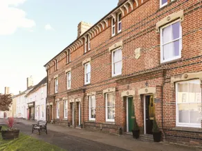 3 Chestnut Terrace by The Suffolk Cottage Collection - Image 2