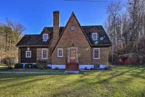 Homeplace with Yard 10 Mi to Jenny Wiley - Image 5