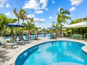 Heated Pool Waterfront Bahama Breeze Escape with Tropical Vibes for a Relaxing Fort Lauderdale Stay! - Image 3