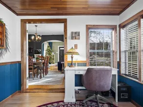 Peaceful Home Downtown + Coffee Bar + Pet Friendly + Interactive Mural - Image 4