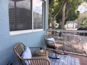 LIDO KEY 1 BR/1Bath Heated Pool 16 - Image 3