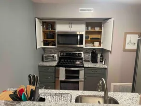 Beautiful 2 BDR Apartment in the heart of Albany - Image 3