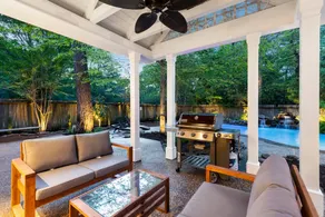 Unique Mid century modern in The Woodlands - Image 5