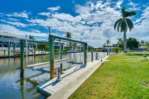 Boat Dock & Patio: Canal-Front St James City Home! - Image 2