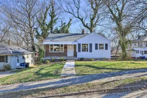 Mid-Century Modern Cottage in Ardmore Area! - Image 3