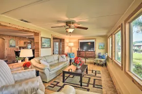 St Johns River Canal Home w/ Grill! - Image 3
